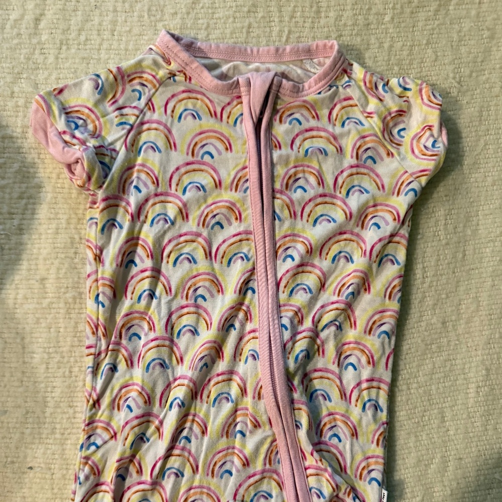 Little sleepies shorty zippy rainbows